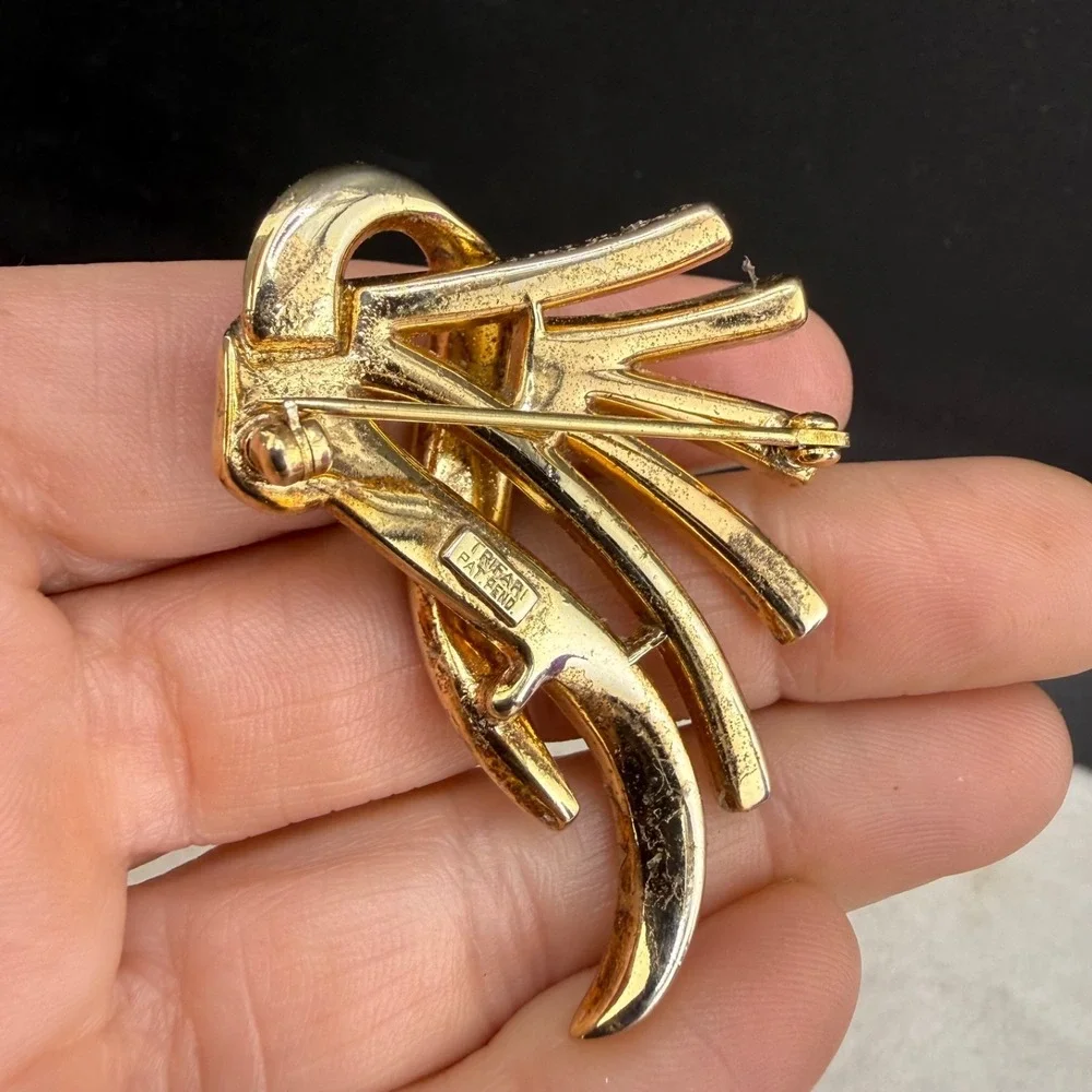 Vintage Trifari Brooch Rhinestone Philippe Comet Gold Tone READ